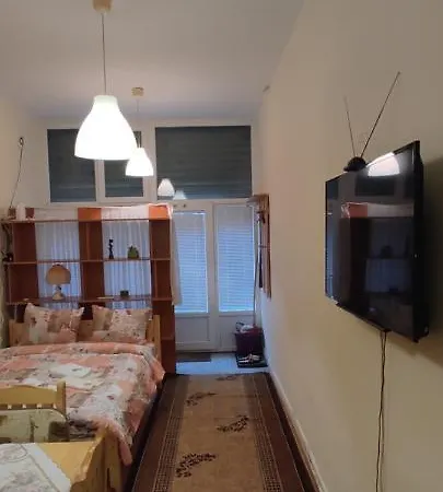 Comfortable And Cosy Near Ndk Апартаменты *