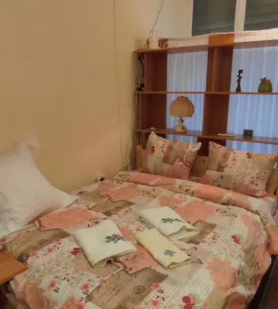 Apartman Comfortable And Cosy Near Ndk *