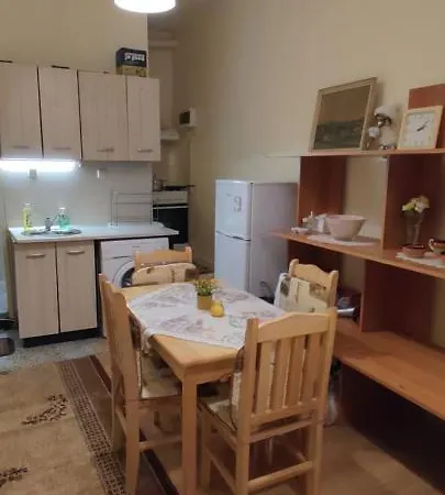 Comfortable And Cosy Near Ndk Szófia